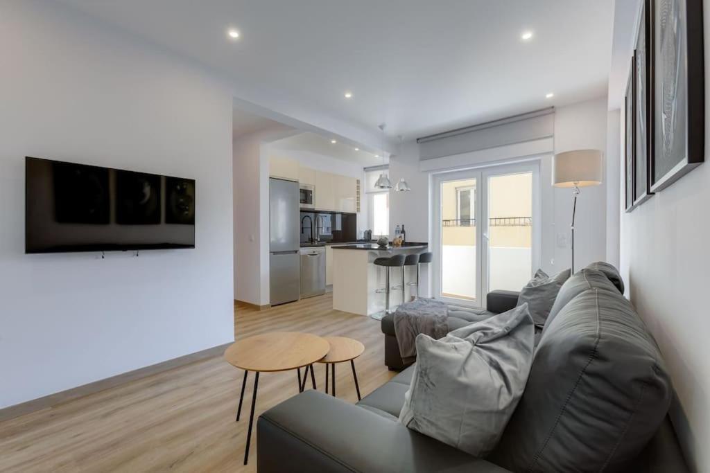 Апартаменты Yollaapartment